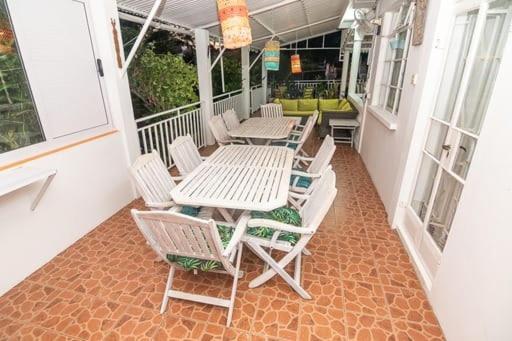 Ohana Guest House Port Mathurin Esterno foto