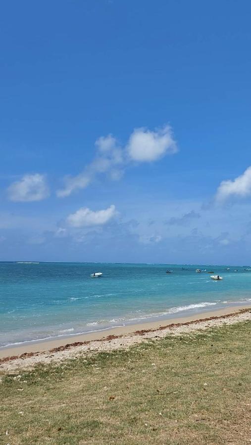 Ohana Guest House Port Mathurin Esterno foto