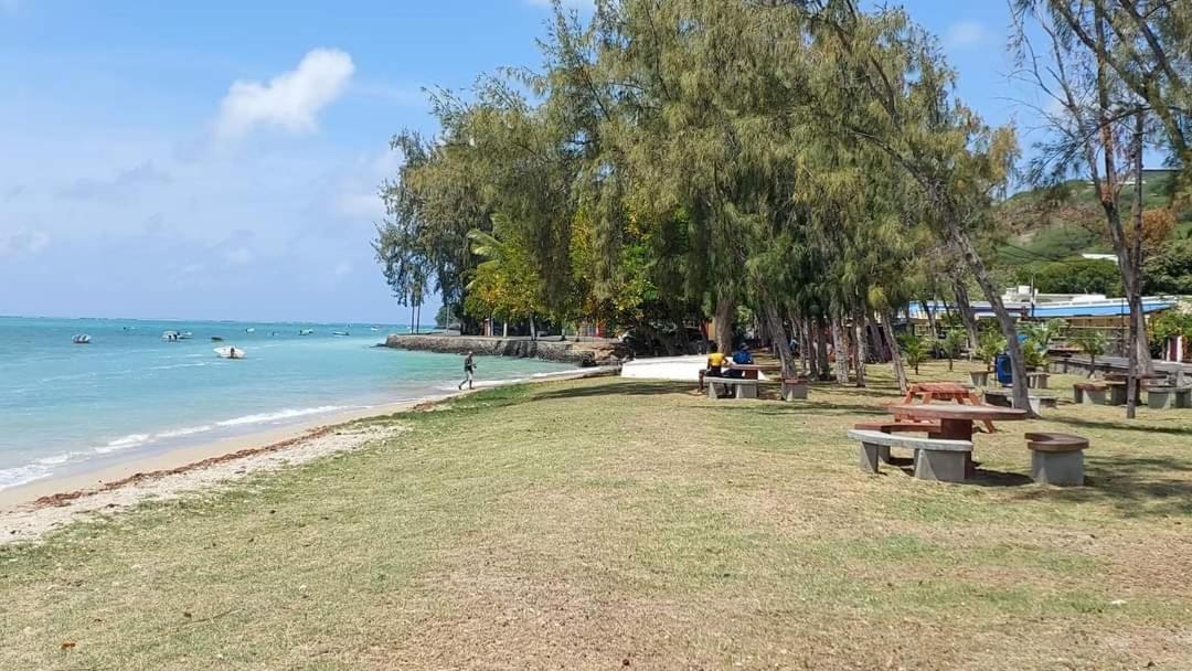 Ohana Guest House Port Mathurin Esterno foto